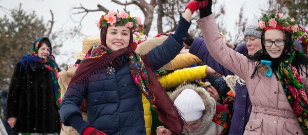 Зимние гулянья, архивное фото - Sputnik Беларусь