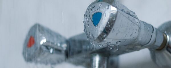 Вода из крана, архивное фото - Sputnik Беларусь