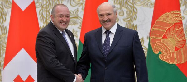 Президент Беларуси Александр Лукашенко в среду встретился  со своим грузинским коллегой Георгием Маргвелашвили - Sputnik Беларусь