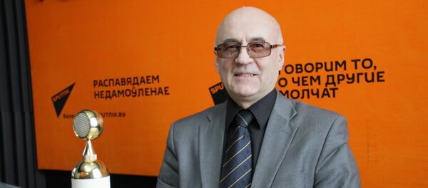Кандыдат гістарычных навук, загадчык кафедры гісторыі Беларусі і славянскіх народаў БДПУ Анатоль Вялікі Кандыдат гістарычных навук, загадчык кафедры гісторыі Беларусі і славянскіх народаў БДПУ Анатоль Вялікі - Sputnik Беларусь