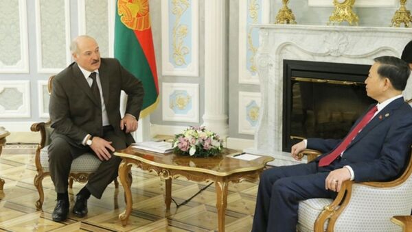 Встреча президента Беларуси Александра Лукашенко с министром общественной безопасности Вьетнама - Sputnik Беларусь