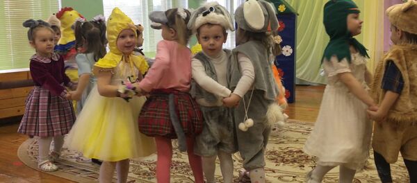 А ты кто:  утренники к 8 марта проходят в детских садах - Sputnik Беларусь