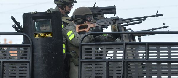 Парад в Минске, посвященный 100-летию милиции - Sputnik Беларусь