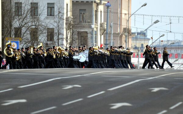 Парад в Минске, посвященный 100-летию милиции Парад в Минске, посвященный 100-летию милиции - Sputnik Беларусь