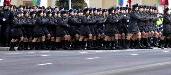 Парад в Минске, посвященный 100-летию милиции - Sputnik Беларусь