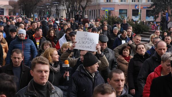 Акция против налога с тунеядцев в Бресте - Sputnik Беларусь