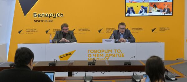 Во время телемоста Москва-Астана-Бишкек-Ереван - Sputnik Беларусь