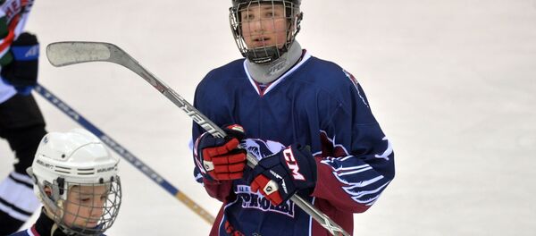 Мікалай Лукашэнка на лёдзе, архіўнае фота Мікалай Лукашэнка на лёдзе, архіўнае фота - Sputnik Беларусь