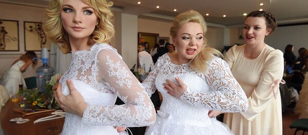 На гомельской Милкавите выбирали самую красивую заводчанку - Sputnik Беларусь