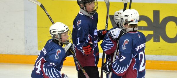 Хоккейная команда Грифоны, в которой играет младший сын президента Беларуси Николай Лукашенко - Sputnik Беларусь