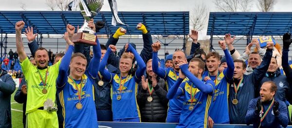 Футболисты БАТЭ с Суперкубком - Sputnik Беларусь