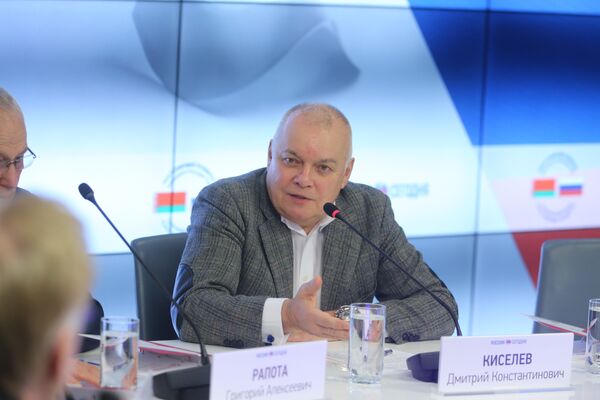 Генеральный директор МИА Россия сегодня Дмитрий Киселев Генеральный директор МИА Россия сегодня Дмитрий Киселев - Sputnik Беларусь
