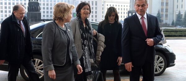 Председателя ПА ОБСЕ Кристин Муттонен встречали в Минске Владимир Андрейченко и Марианна Щеткина - Sputnik Беларусь