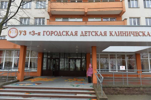 В 3-й больнице все без труда подскажут, где работает доктор Чеснов В 3-й больнице все без труда подскажут, где работает доктор Чеснов - Sputnik Беларусь
