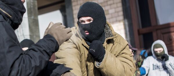 Тренировка по рукопашному бою бойцов в палаточном лагере на площади Независимости в Киеве, архивное фото - Sputnik Беларусь