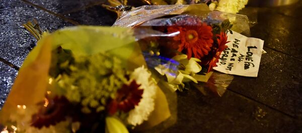 Цветы на месте теракта в Лондоне - Sputnik Беларусь