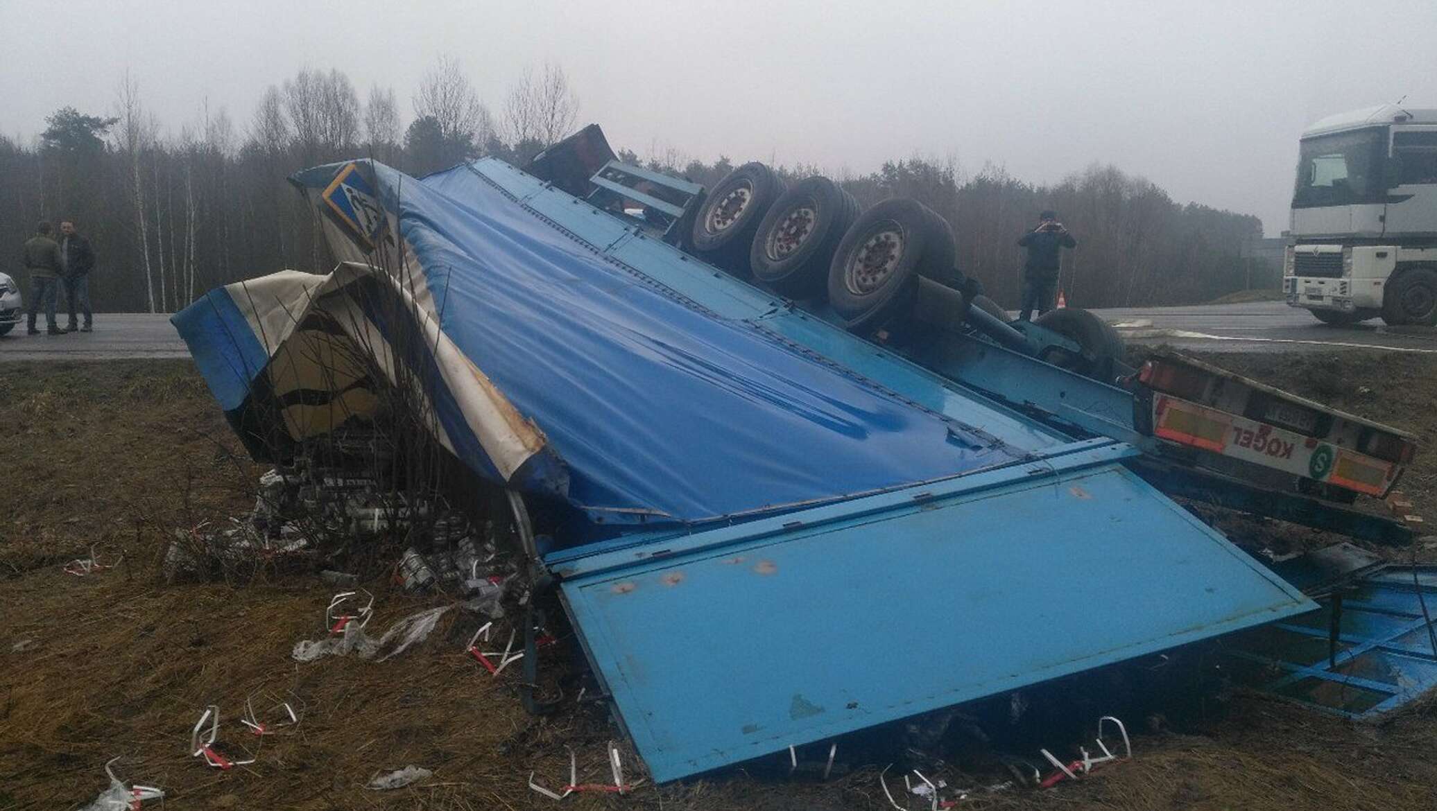 Погода в калинковичах на неделю точный прогноз. Перевернутый полуприцеп. Погода в Калинковичах.