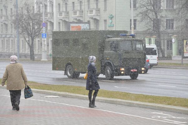 Правоохранительные органы намерены использовать спецтехнику в случае, если начнутся массовые беспорядки - Sputnik Беларусь
