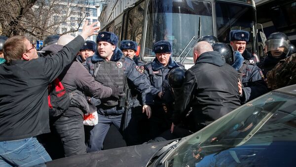 Задержания участников несанкционированного митинга в Москве - Sputnik Беларусь