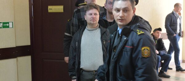 Активист оппозиции Максим Винярский в Партизанском суде Минска - Sputnik Беларусь