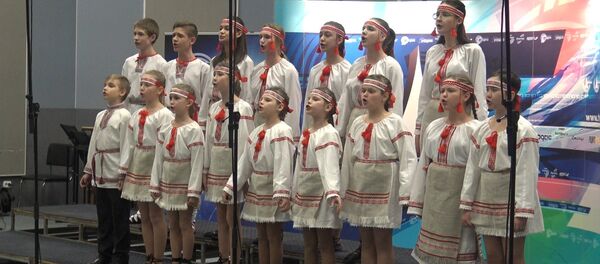 Видеофакт: школьники и студенты поют гимн Беларуси а капелла - Sputnik Беларусь