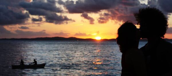 Патерсон утверждает, что влюбился в Волю с первого взгляда - Sputnik Беларусь