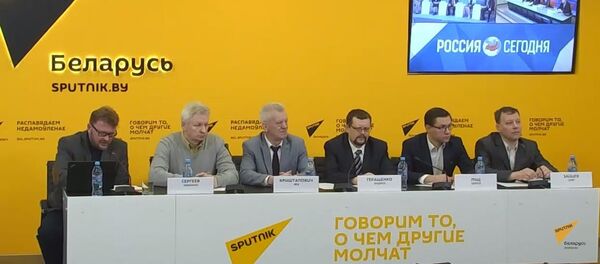 Видеомост Москва – Симферополь – Минск ко Дню единения народов - Sputnik Беларусь