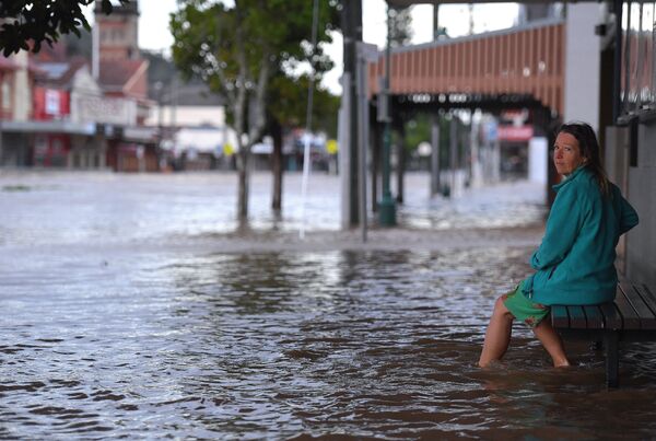 Порядка 40 тысяч человек в Австралии должны покинуть свои дома из-за угрозы наводнения - Sputnik Беларусь