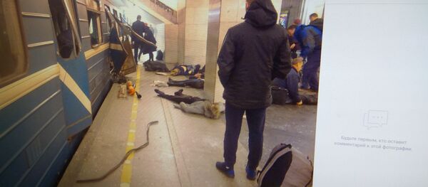 Пасля выбуху ў метро Санкт-Пецярбурга Пасля выбуху ў метро Санкт-Пецярбурга - Sputnik Беларусь