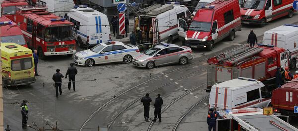 Машины экстренных служб на месте происшествия в Санкт-Петербурге - Sputnik Беларусь