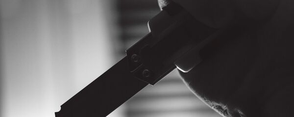 Рука с ножом, архивное фото - Sputnik Беларусь