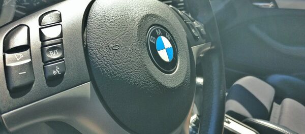 Руль автомобиля BMW - Sputnik Беларусь