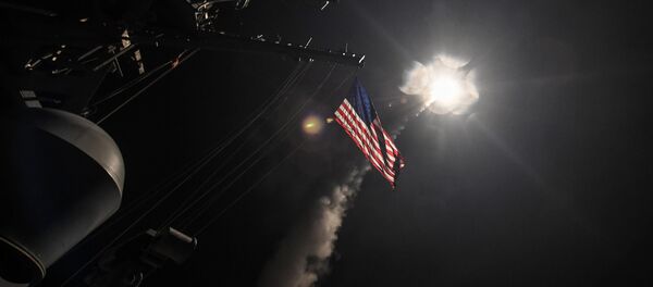 Пуск 59 ракет «Томагавк» с двух американских авианосцев в Средиземном море по базе Шайрат в Сирии - Sputnik Беларусь