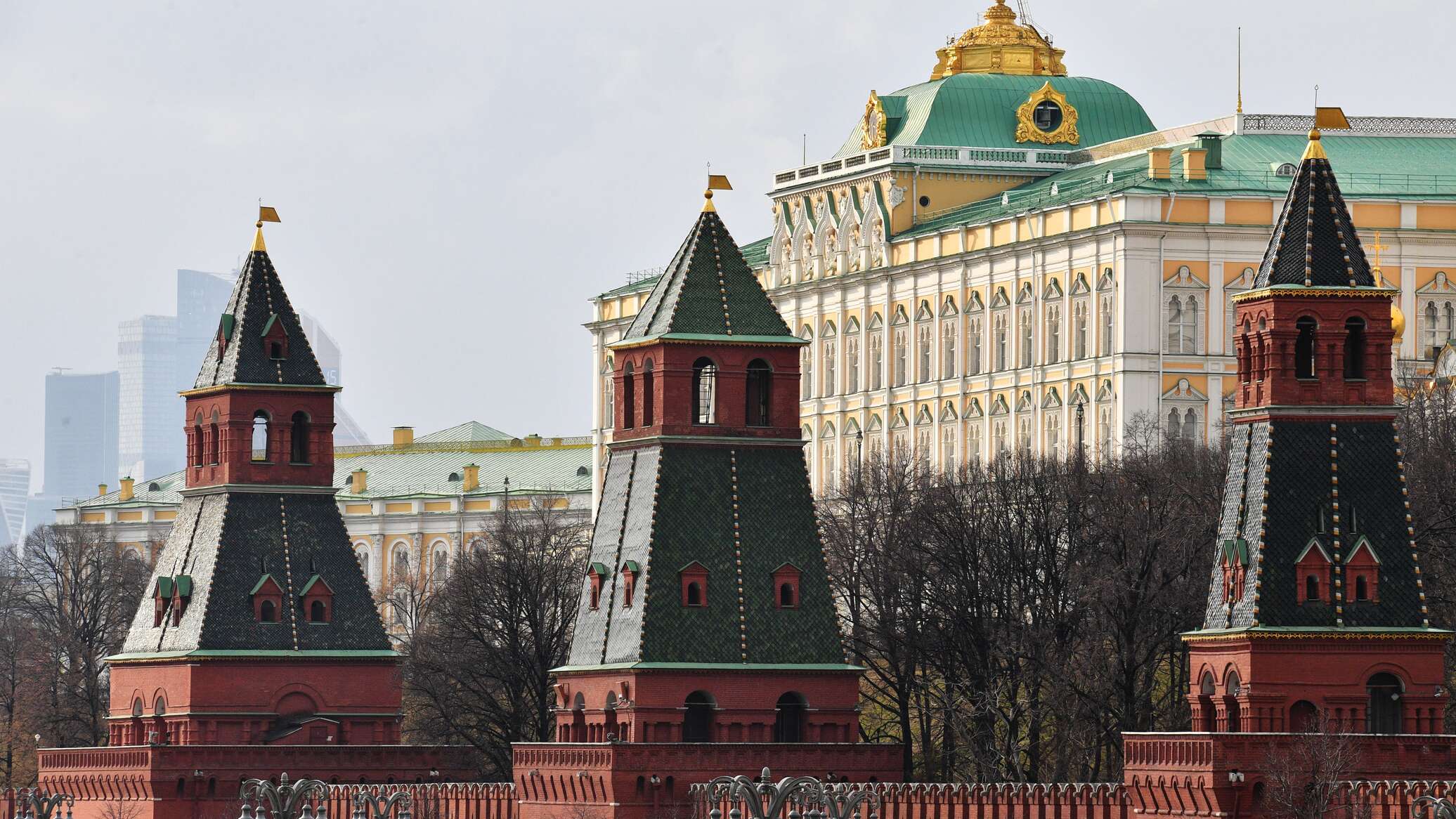 Москва Кремль первая Безымянная башня