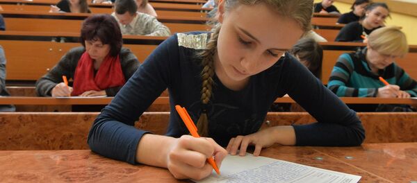 Тотальный диктант в Минске - Sputnik Беларусь