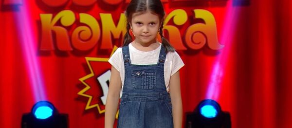 Дария Скоморощенко на шоу - Sputnik Беларусь