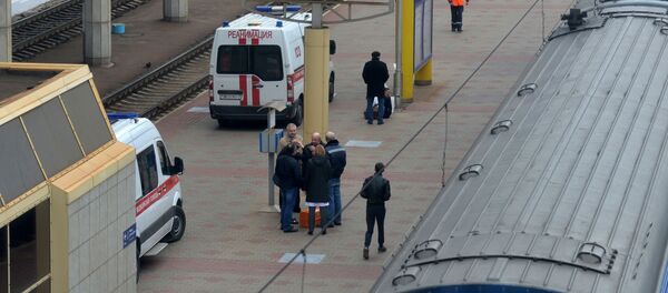 Машины скорой на вокзале в Минске - Sputnik Беларусь