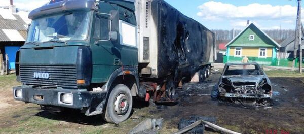 Сгоревшие в Ивьевском районе машины - Sputnik Беларусь