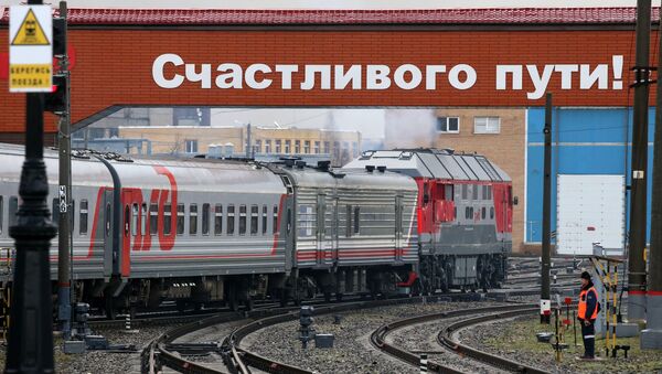 Отправление фирменного поезда - Sputnik Беларусь