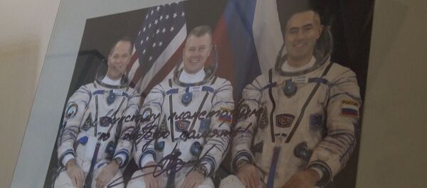 Чтобы вернулся невредимым: дети отправили послание Новицкому на МКС - Sputnik Беларусь