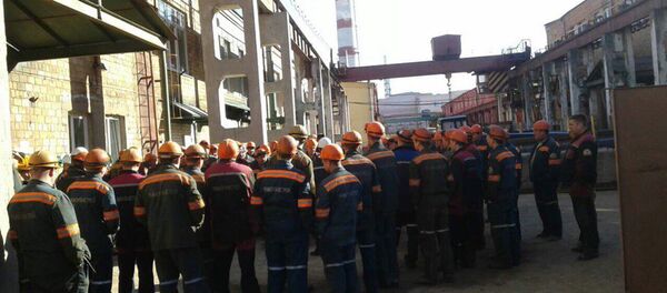 Собрание рабочих на Беларуськалии - Sputnik Беларусь