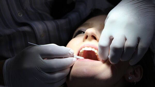 Тем, кто планирует беременность, лучше позаботиться о здоровье зубов заранее - Sputnik Беларусь