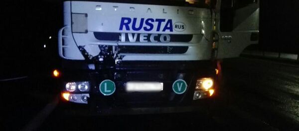 Фура, сбившая женщину - Sputnik Беларусь