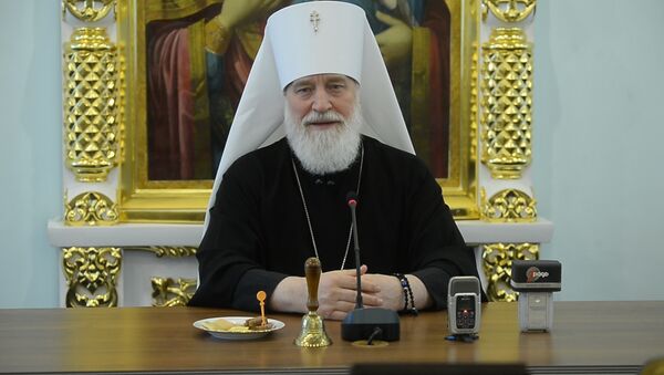 Митрополит Павел поздравил верующих со светлым праздником Пасхи - Sputnik Беларусь