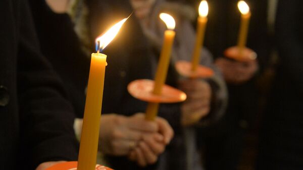 Каждому досталась частичка Благодатного огня - Sputnik Беларусь