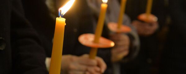 Каждому досталась частичка Благодатного огня - Sputnik Беларусь