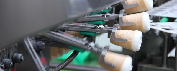 Вы ждали этого с детства: репортаж с завода мороженого - Sputnik Беларусь