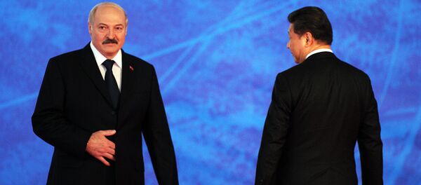 Президент Беларуси Александр Лукашенко и лидер КНР Си Цзиньпин - Sputnik Беларусь