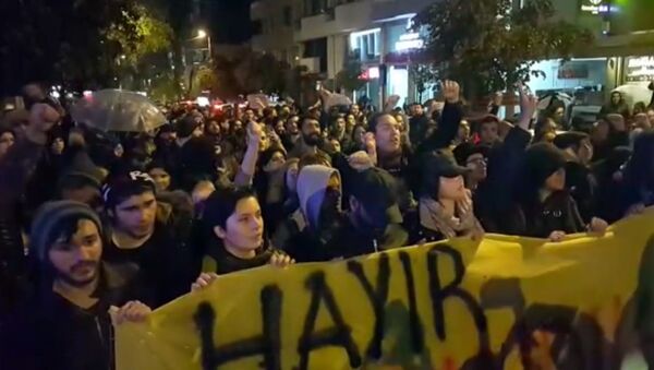 Протесты в Стамбуле против результатов референдума - Sputnik Беларусь