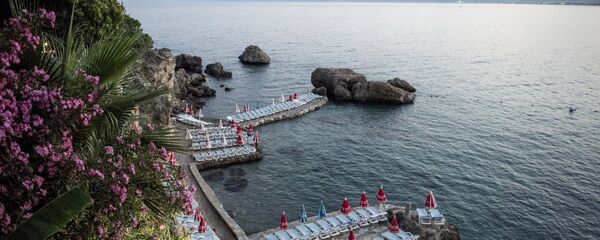 Один из пляжей в Анталье, архивное фото - Sputnik Беларусь